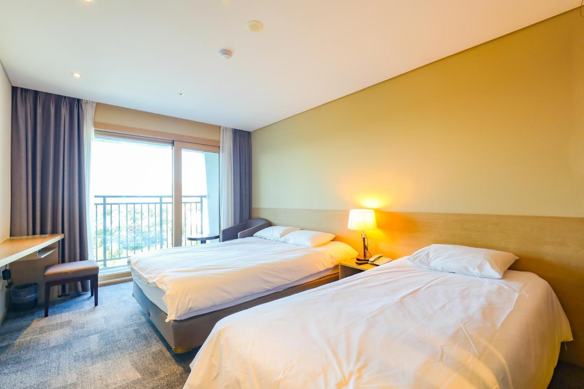 เดอะ เบสต์ ซองซาน Hotel ซอกวีโพ ภายนอก รูปภาพ