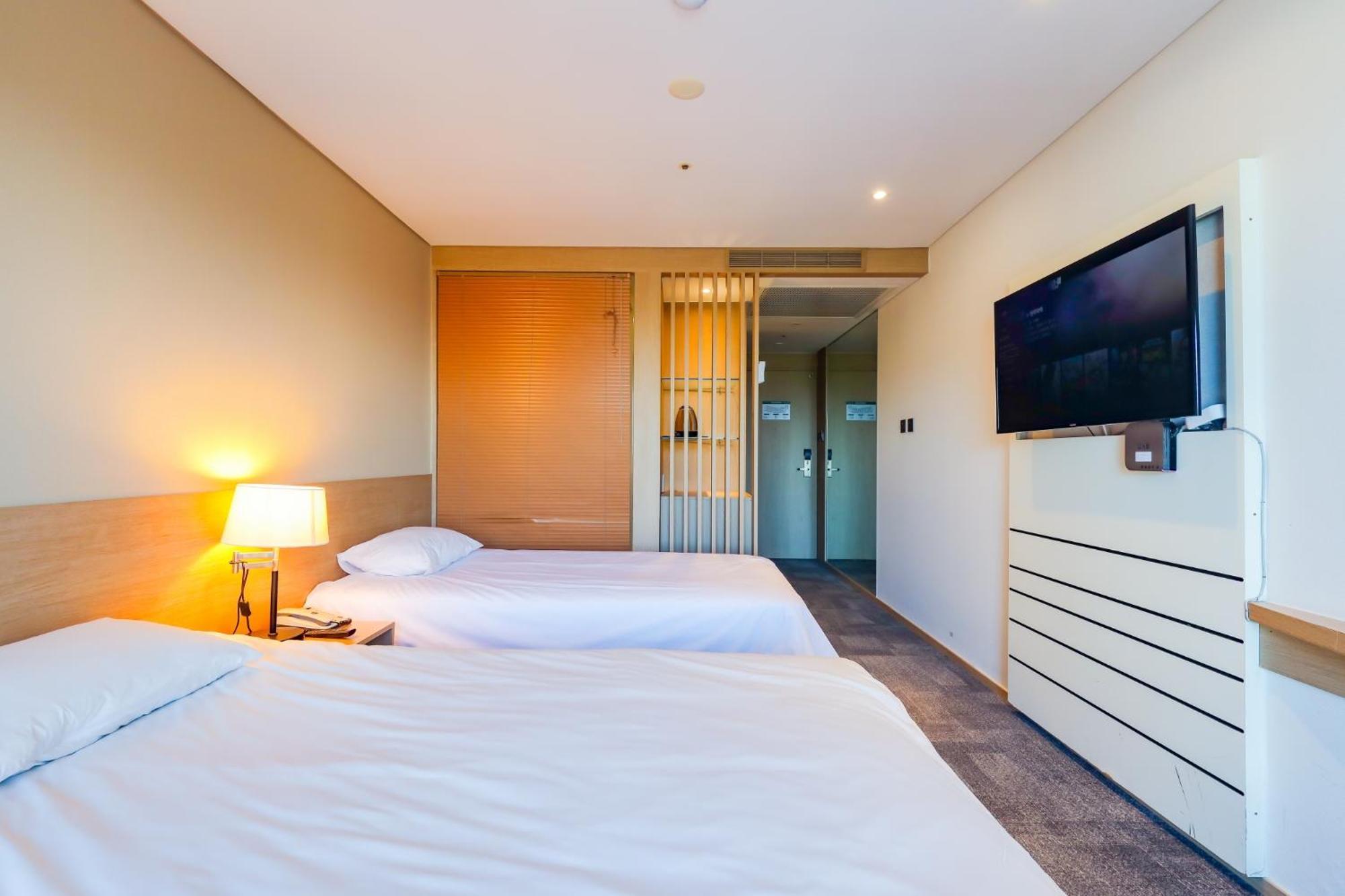 เดอะ เบสต์ ซองซาน Hotel ซอกวีโพ ภายนอก รูปภาพ